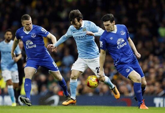 包含西汉姆联主场胜出，近期状态回升的词条