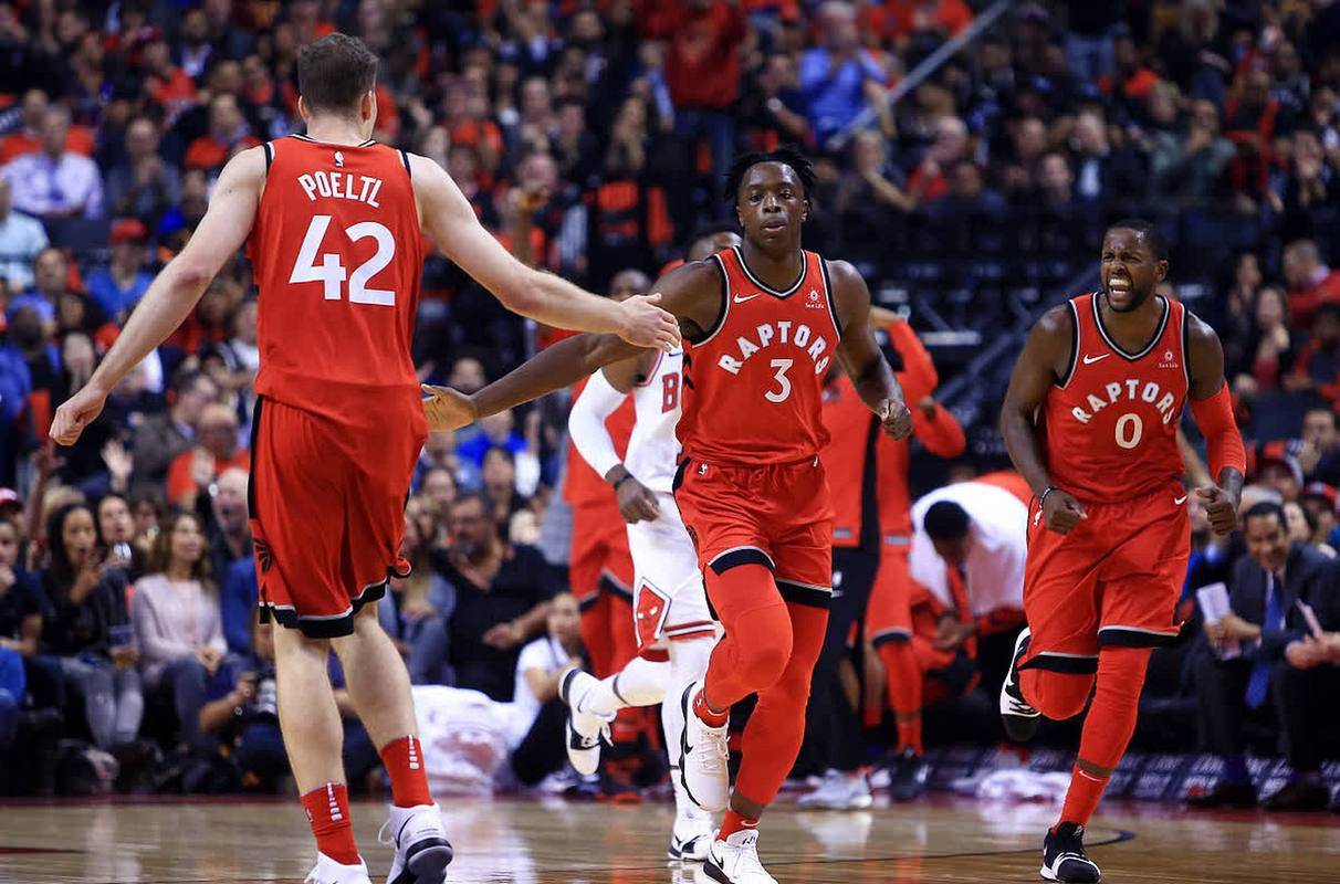 包含美国队主场胜利,稳居前列位置的词条 包含美国队主场胜利,稳居前列位置的词条