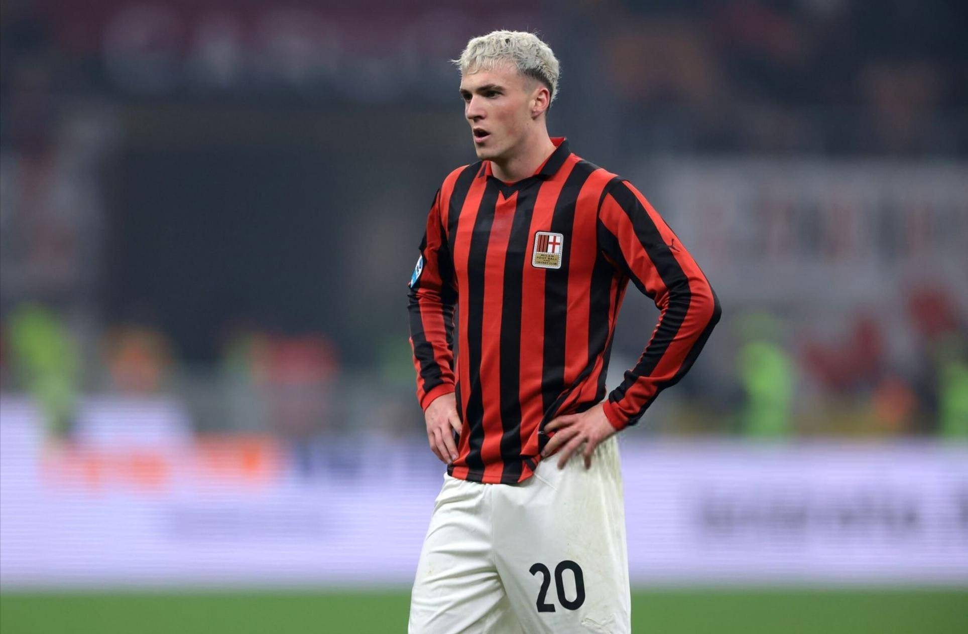 爱游戏在线登录-包含AC米兰客场告捷，领先优势扩大的词条