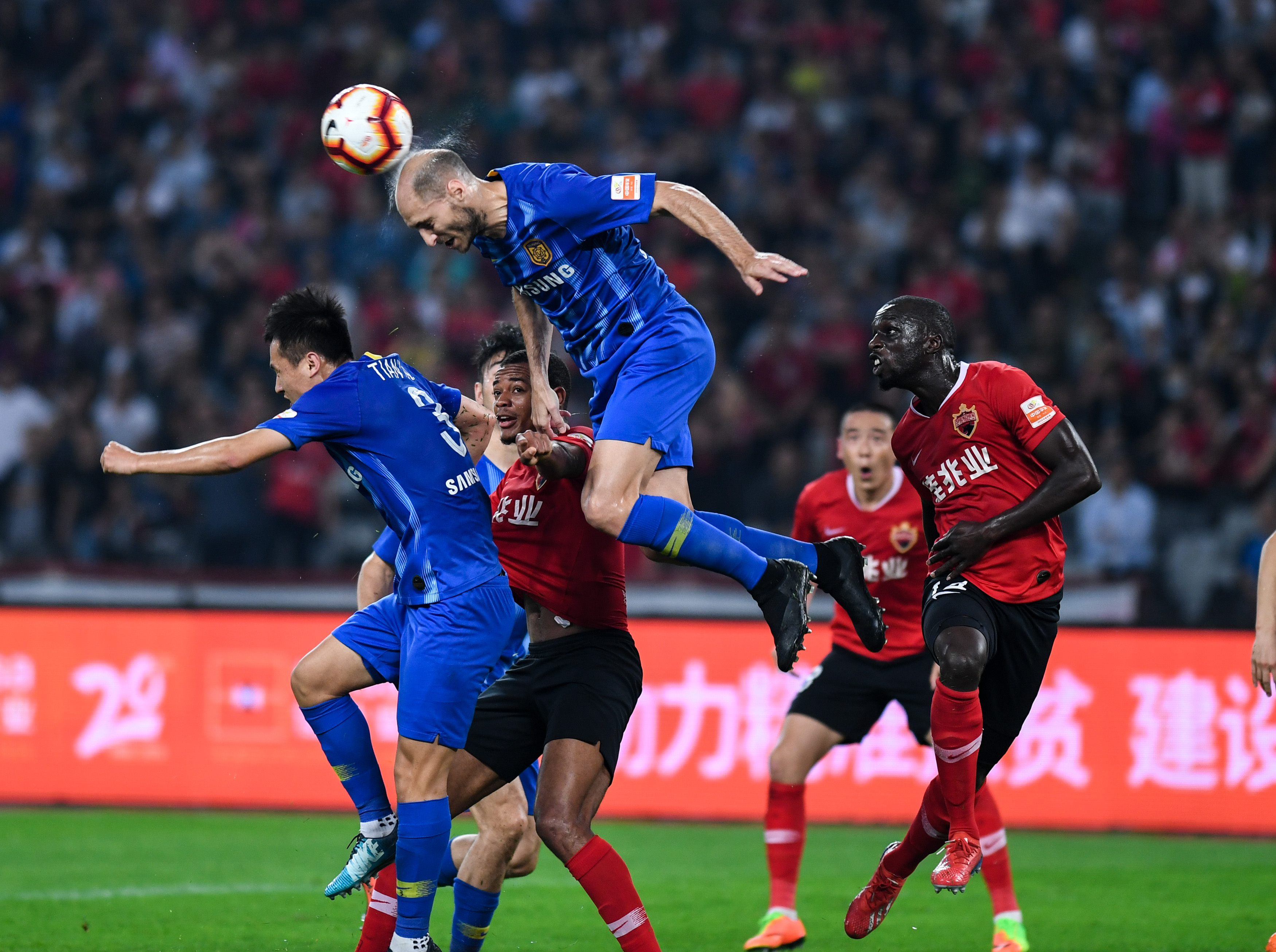 深圳佳兆业遭遇客场不敌,积分缩水 深圳佳兆业遭遇客场不敌,积分缩水