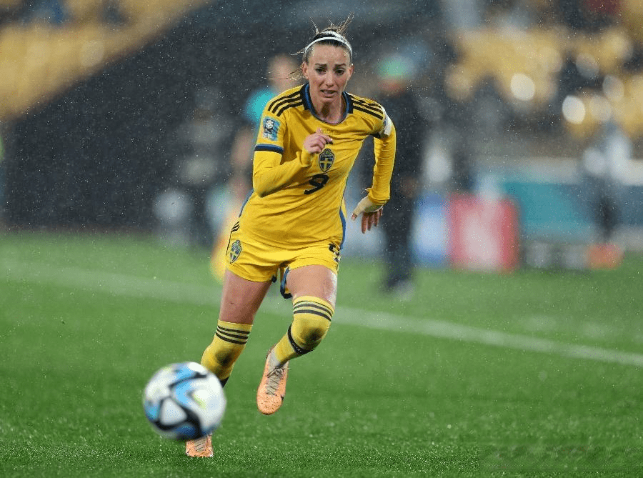 意大利女足加冕冠军 意大利女足加冕冠军