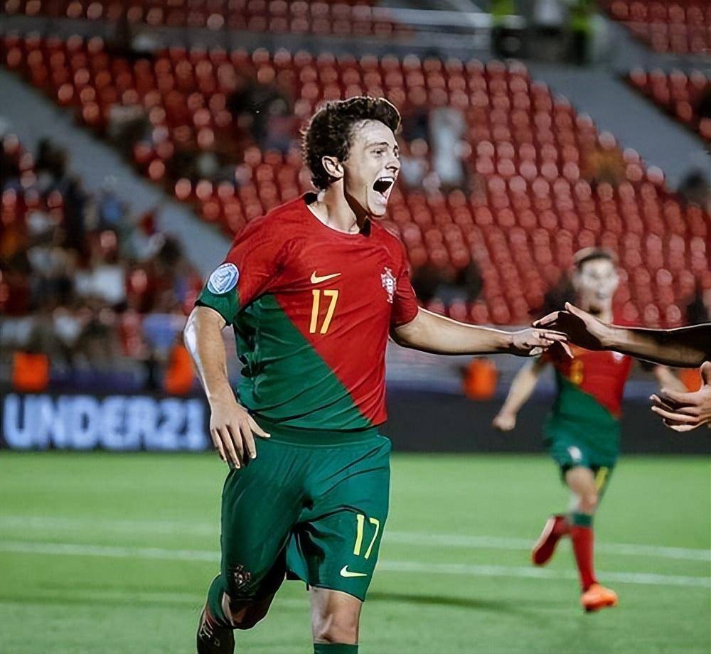 爱游戏登录-西班牙战胜瑞典队，晋级欧国联半决赛