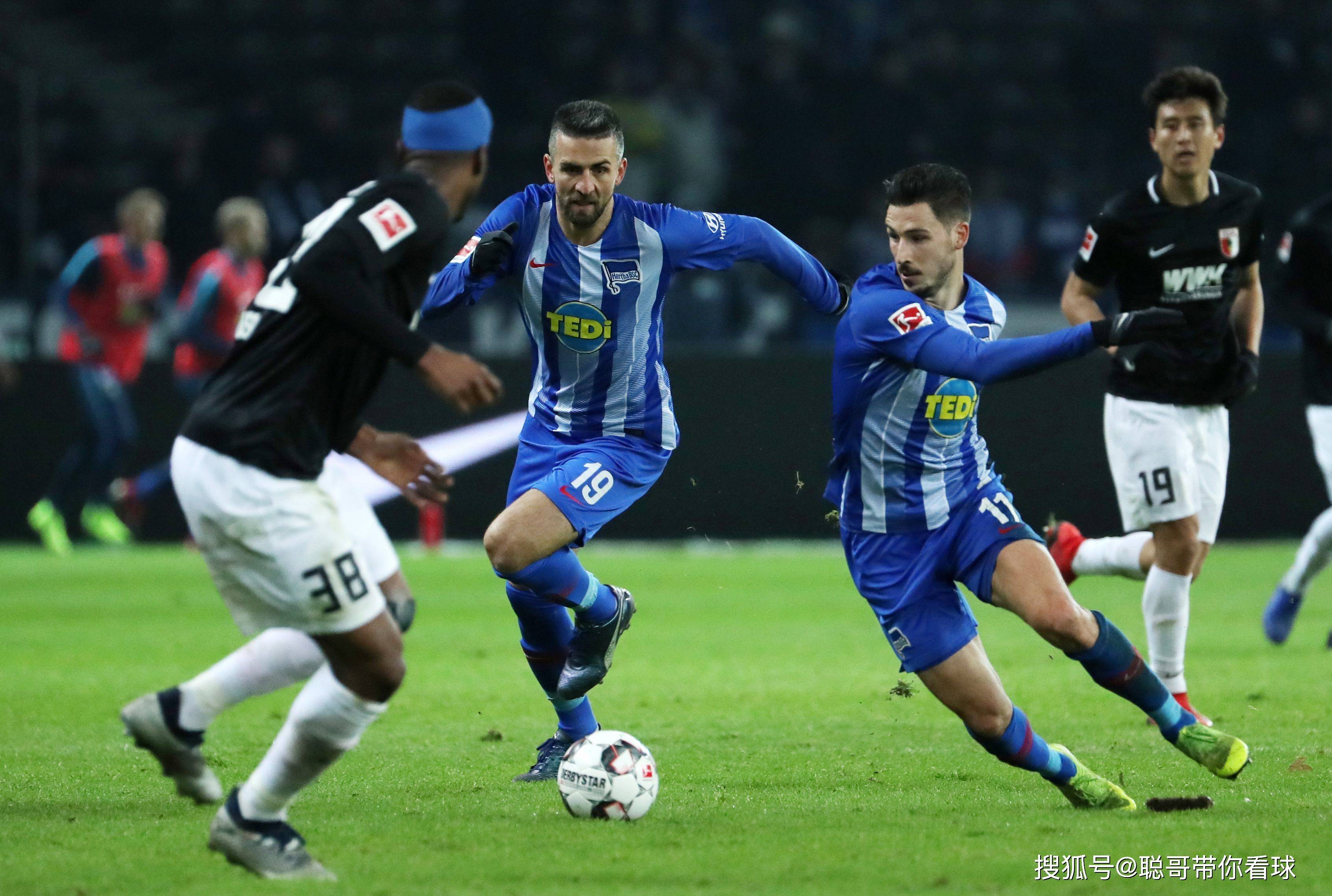 爱游戏app下载-奥格斯堡客场击败对手，霸气庆祝迎来连胜