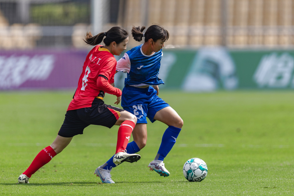 爱游戏登录-包含足球精神风采：女足比赛场面挑战极限的词条