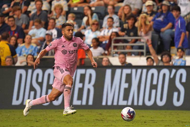 爱游戏入口-轮番对抗双方不分上下，胜负难料的简单介绍