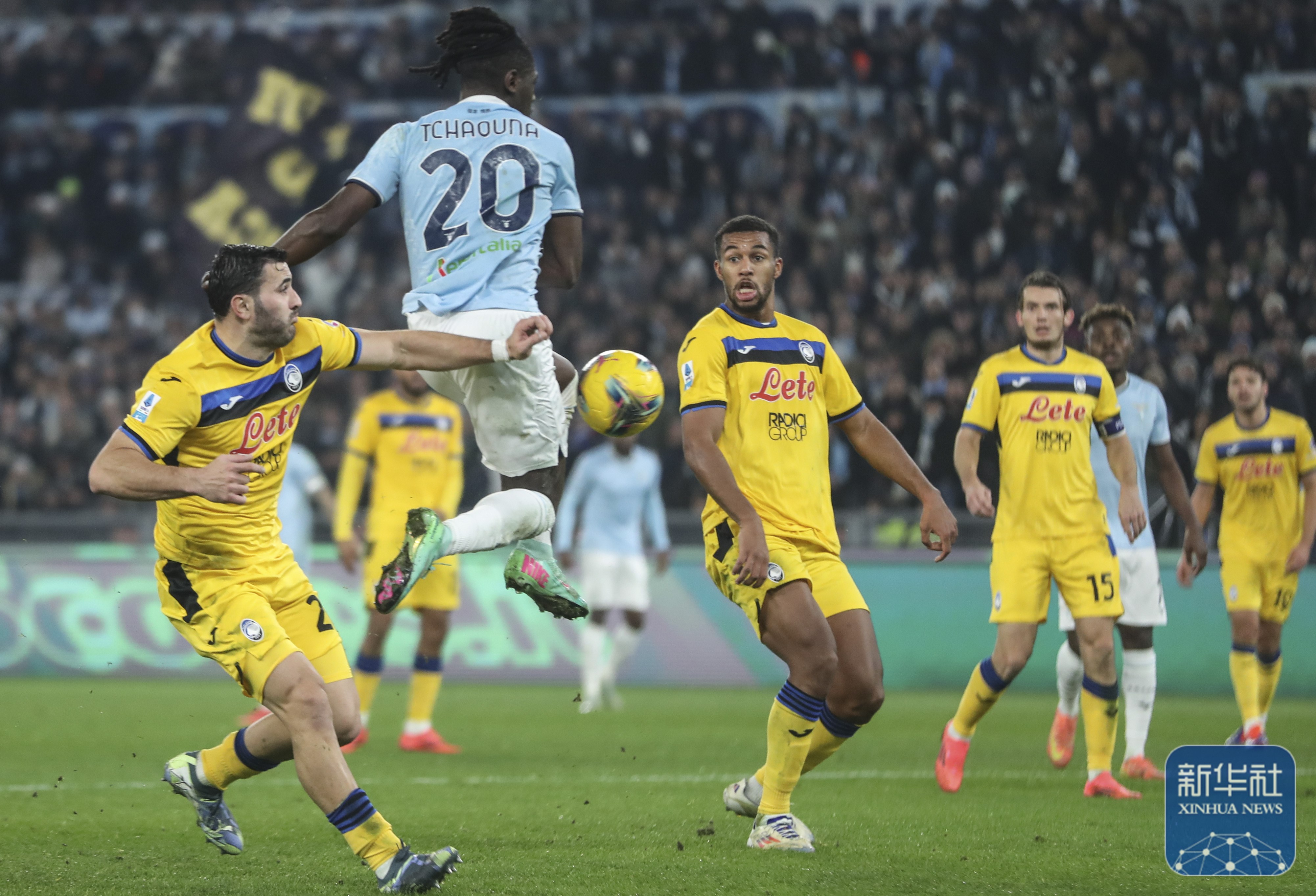 爱游戏中国官网-意甲联赛规则改革，引发球迷争议