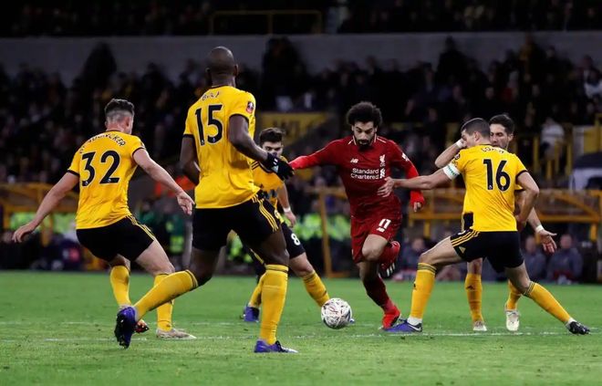 爱游戏官方入口-利物浦客战告捷，暂时占据领先