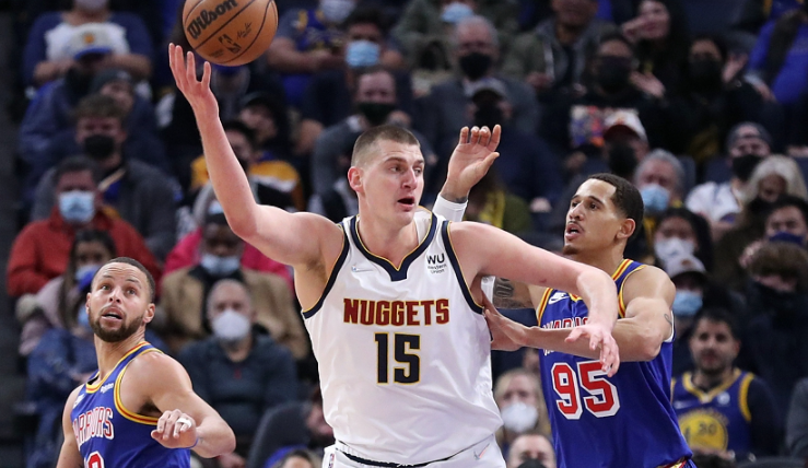 勇士遭围剿,近打出低迷表现,困境难解的简单介绍 勇士遭围剿,近打出低迷表现,困境难解的简单介绍