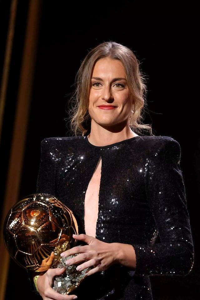 意大利女足获得国际比赛冠军,取得荣誉 意大利女足获得国际比赛冠军,取得荣誉