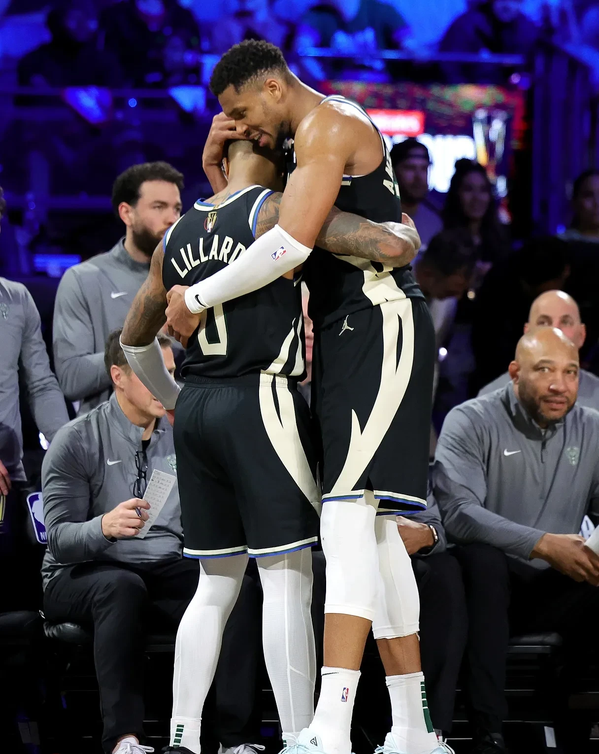 雄鹿联手翻盘篮网,字母哥狂砍35+12的简单介绍 雄鹿联手翻盘篮网,字母哥狂砍35+12的简单介绍