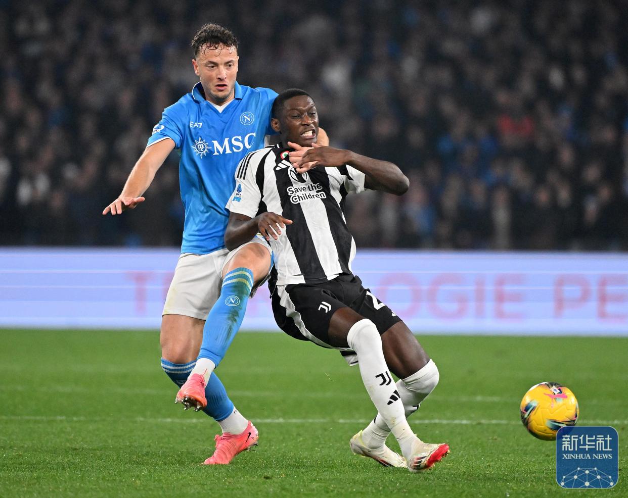 意甲联赛中的战术对抗令人过目不忘 意甲联赛中的战术对抗令人过目不忘